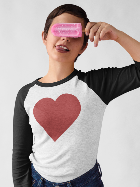 Baseball raglan Tee – Heart Design