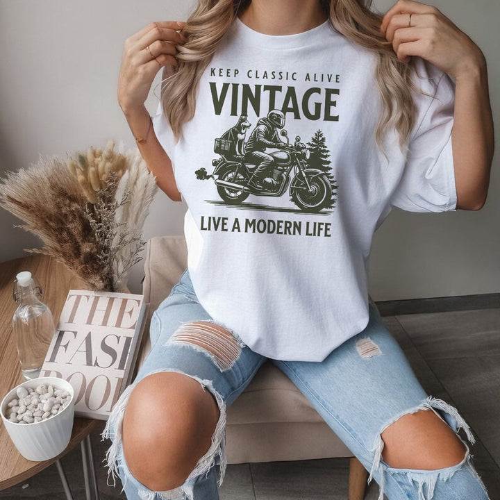 Live A Modern Life T-Shirt - Retroglam